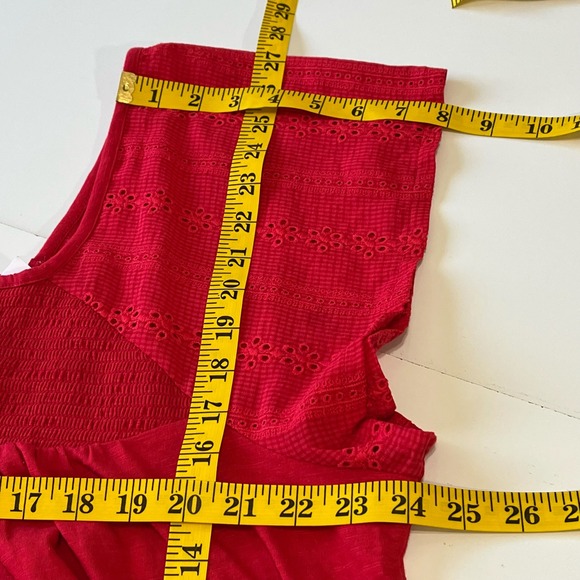 Women's Red Top - Picture 7 of 9